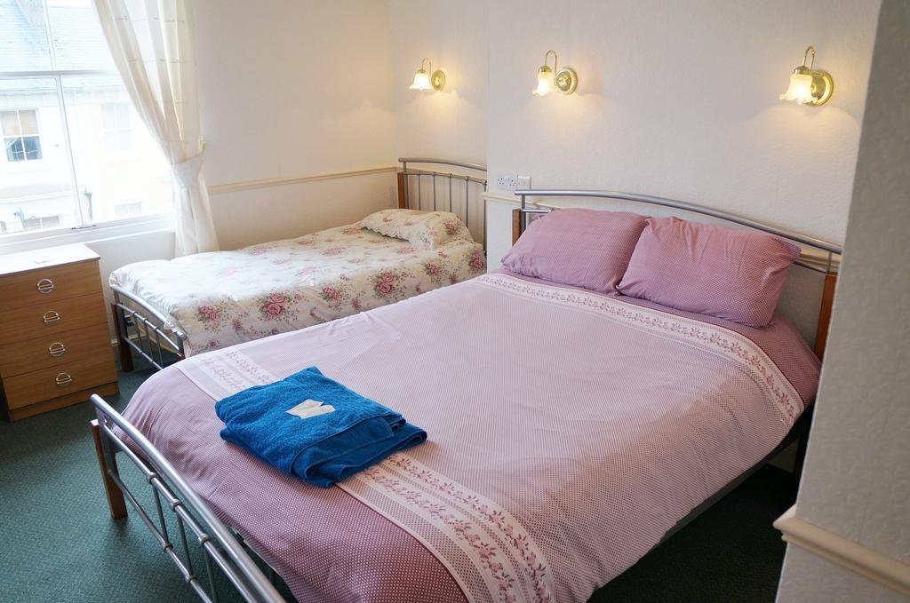 The Captain Guesthouse Scarborough Szoba fotó